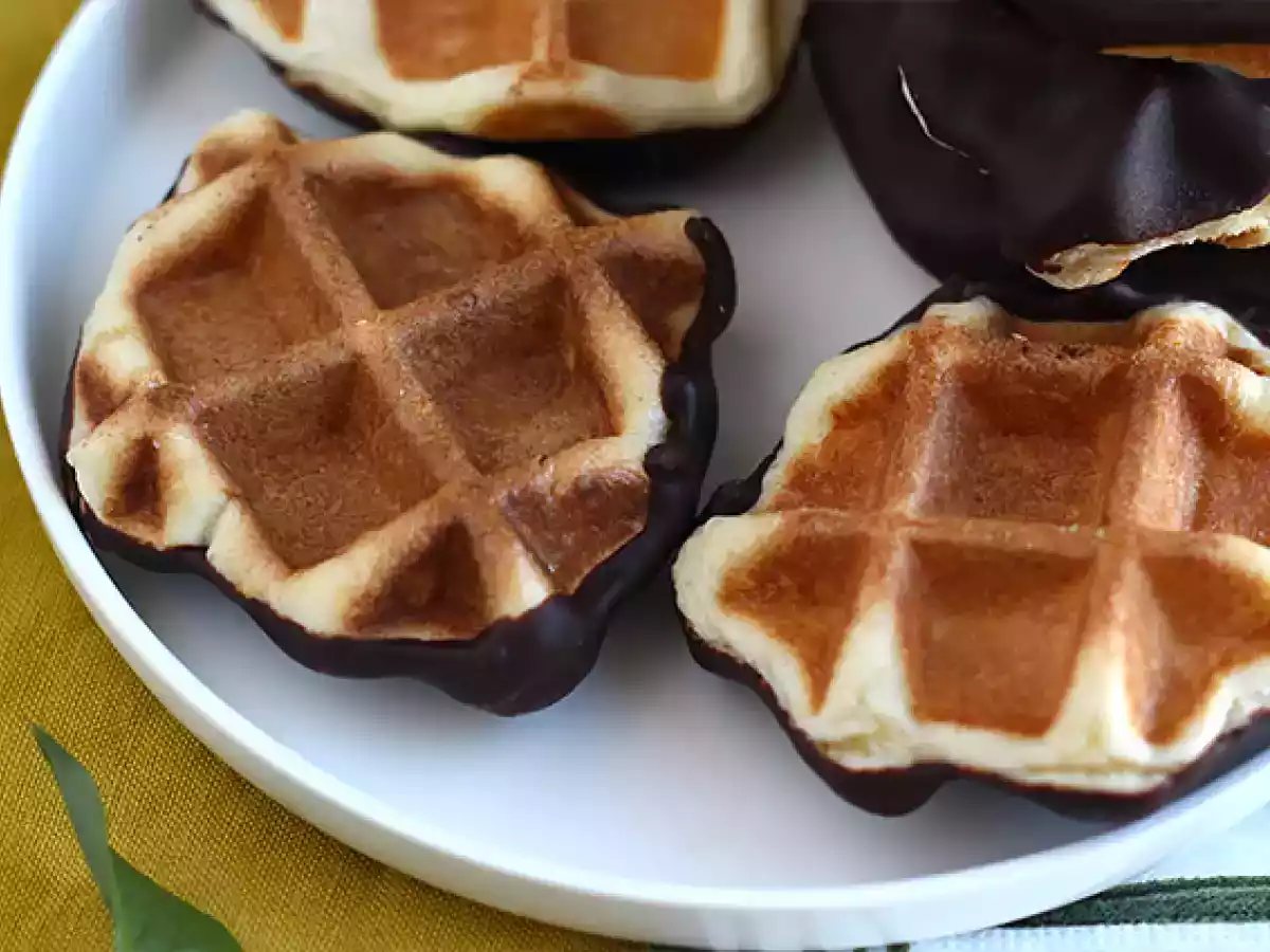 Waffles de chocolate (versão mini) - foto 3