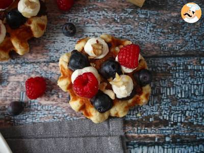 Waffles de frutas, chocolate e creme mascarpone - foto 8