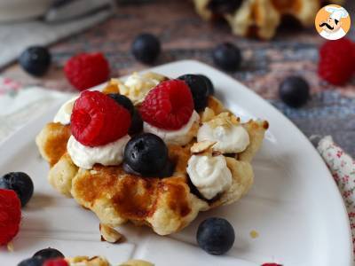 Waffles de frutas, chocolate e creme mascarpone - foto 9