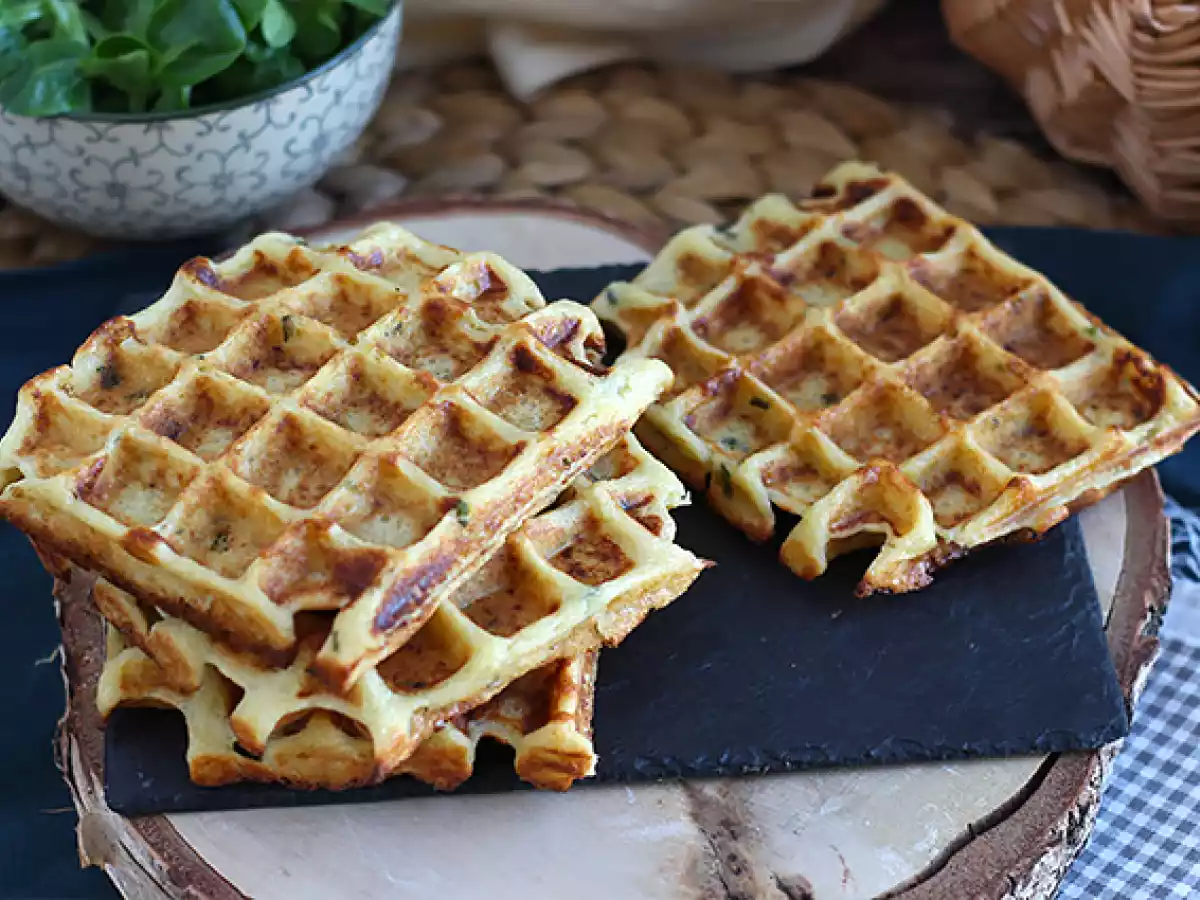 Waffles de salmão e queijo creme (philadelphia) - foto 2