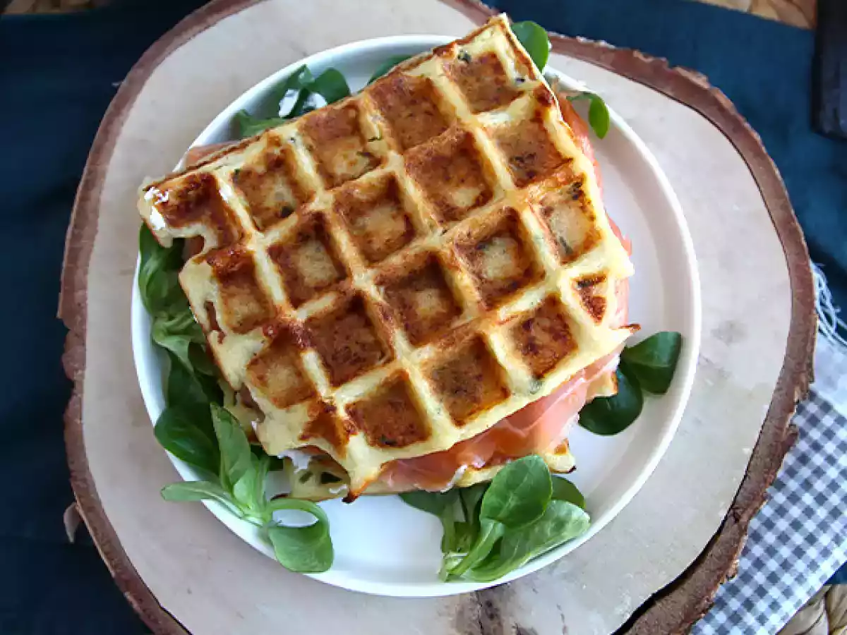 Waffles de salmão e queijo creme (philadelphia) - foto 5