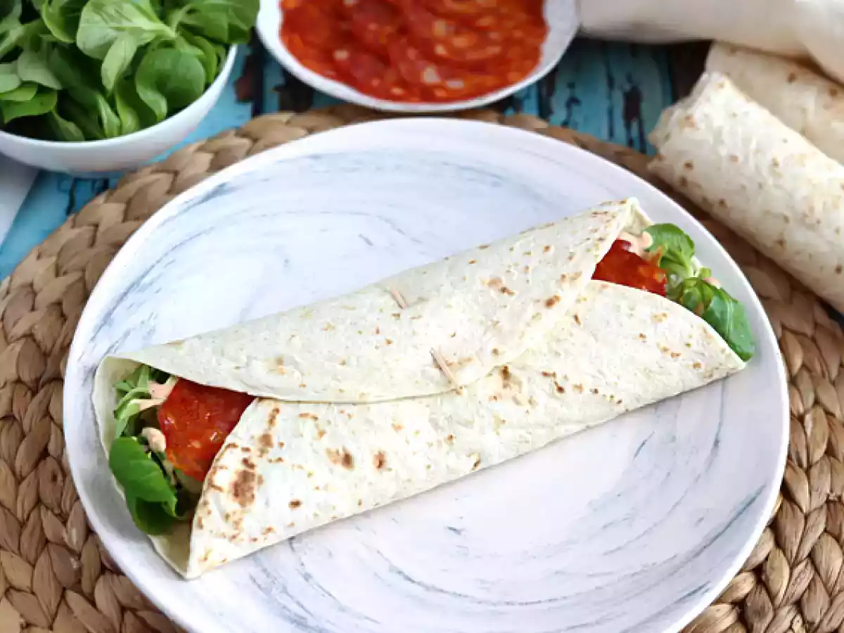 Wrap de chouriço, abacate e tomate - foto 2
