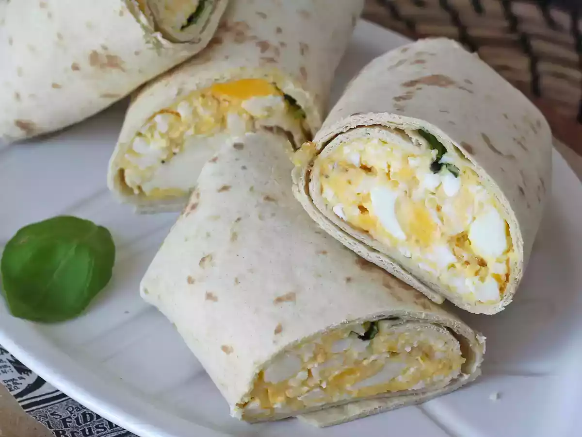 Wrap de ovo com feta, macio e super proteico - foto 4