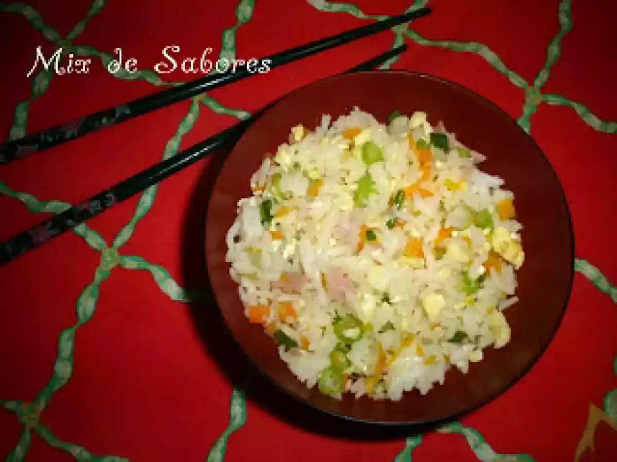 Yakimeshi - Arroz temperado a moda chinesa