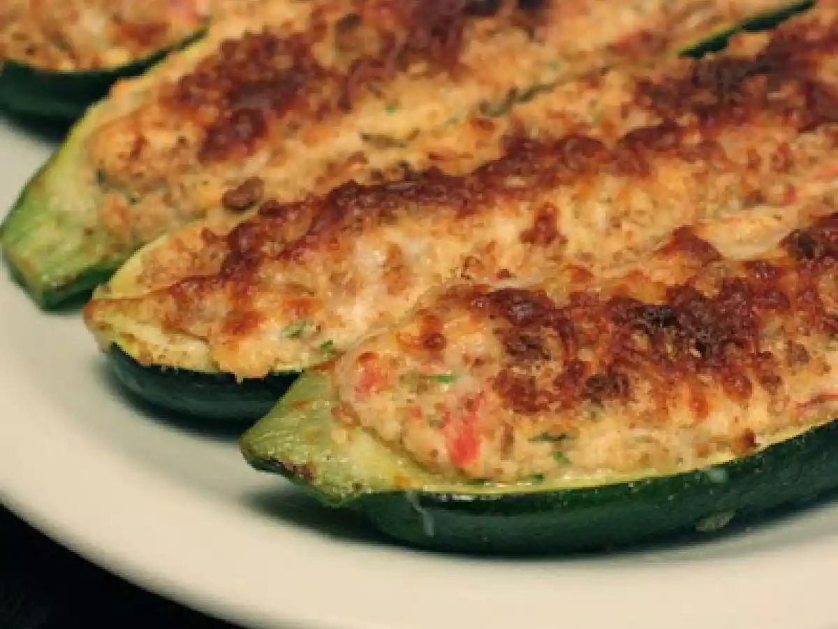 Zucchini Ripieni (Abobrinhas Recheadas à Italiana)