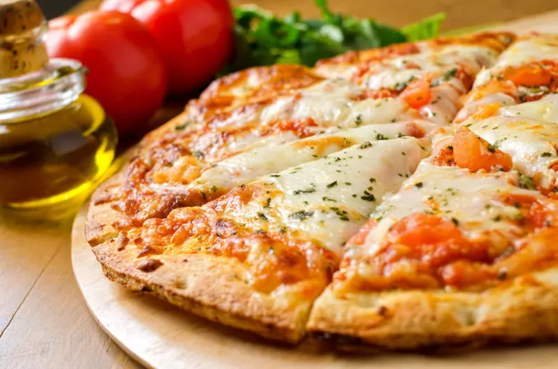 A melhor forma de comer uma Pizza Saudável