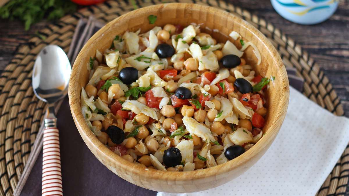 Receitas frescas de verão: saladas, sopas frias e sobremesas sem forno