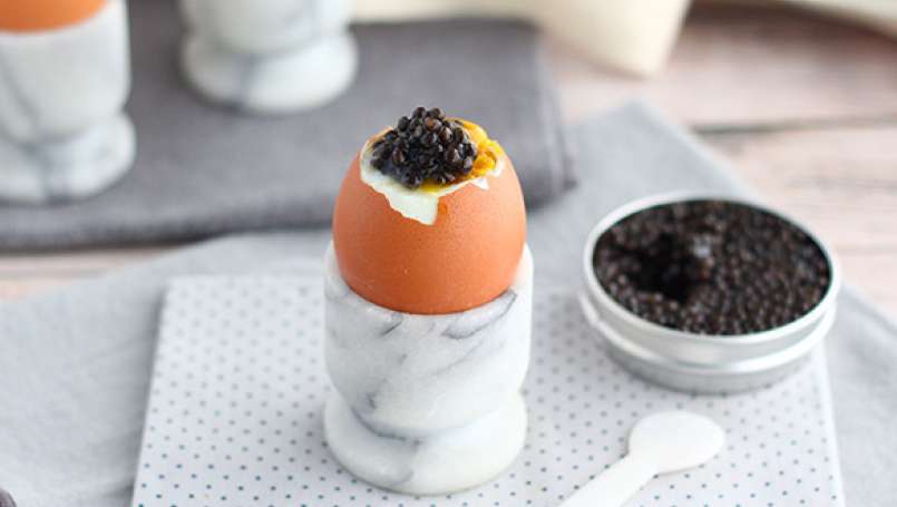 Ovos com caviar