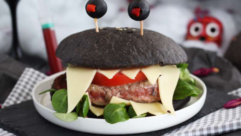 Hambúrguer monstro (festa do Halloween)